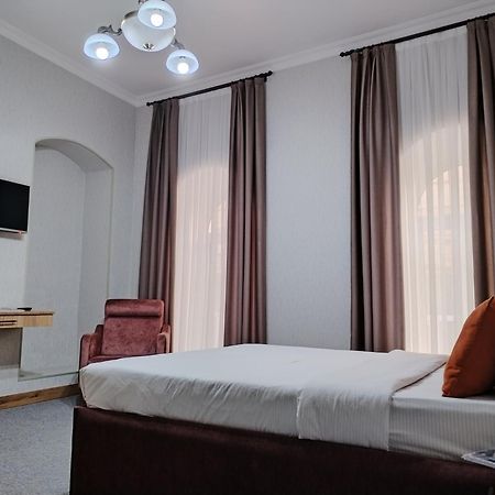 Pera Hotel Bakoe Buitenkant foto