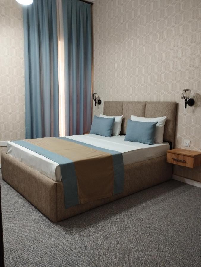 Pera Hotel Bakoe Buitenkant foto