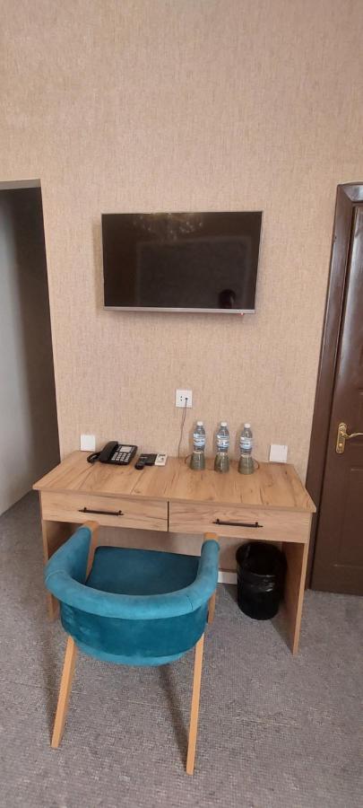 Pera Hotel Bakoe Buitenkant foto
