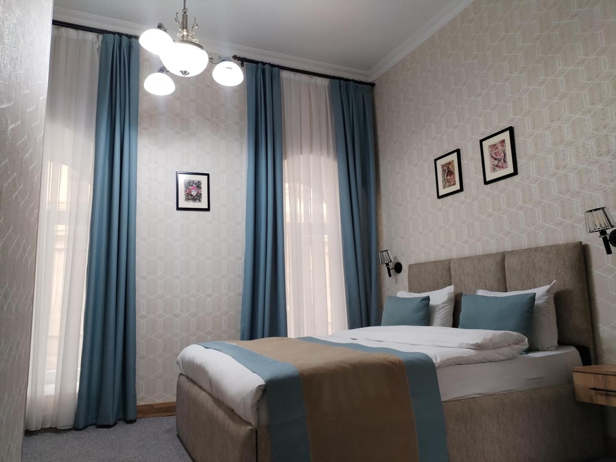 Pera Hotel Bakoe Buitenkant foto