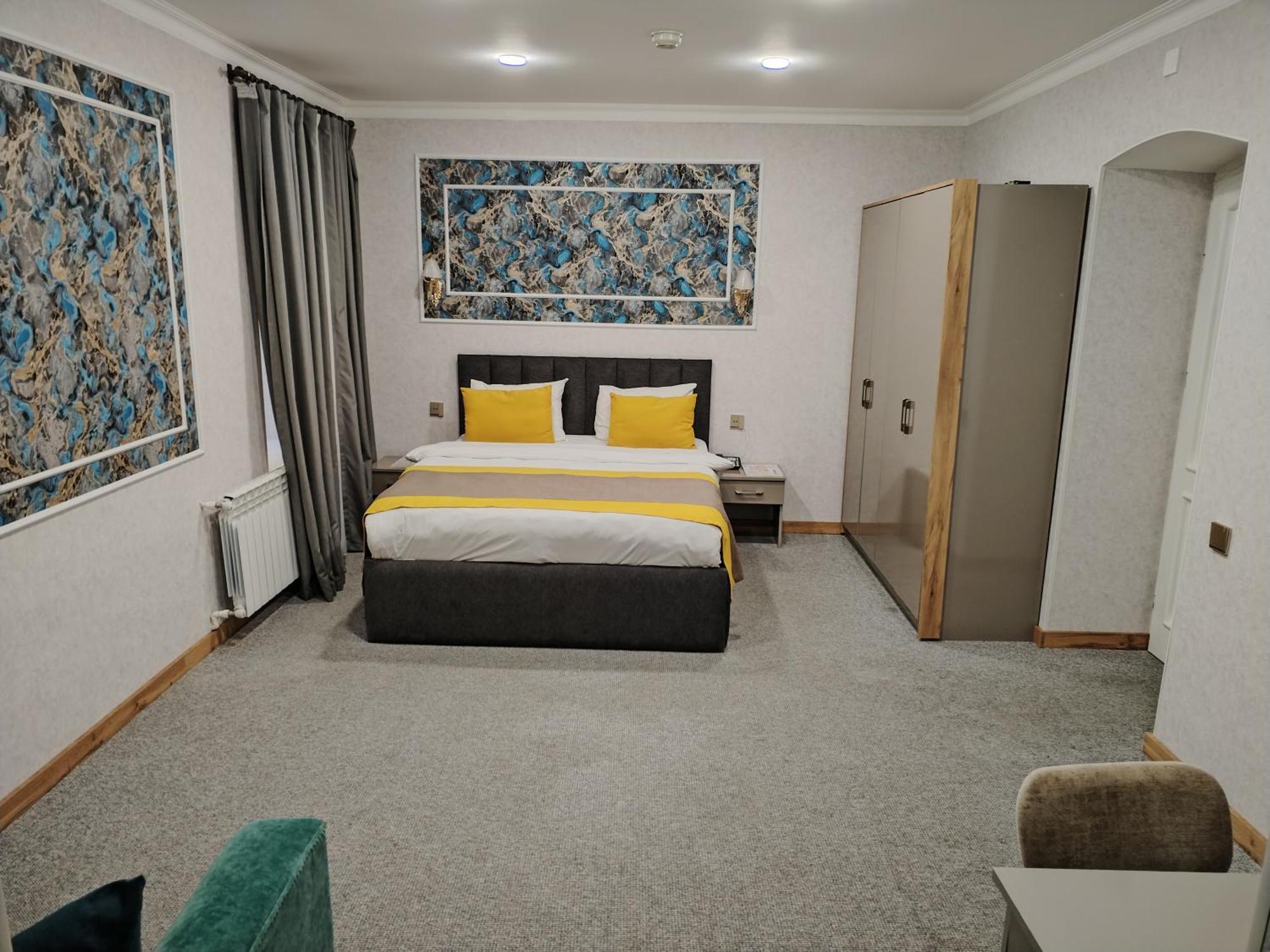 Pera Hotel Bakoe Buitenkant foto