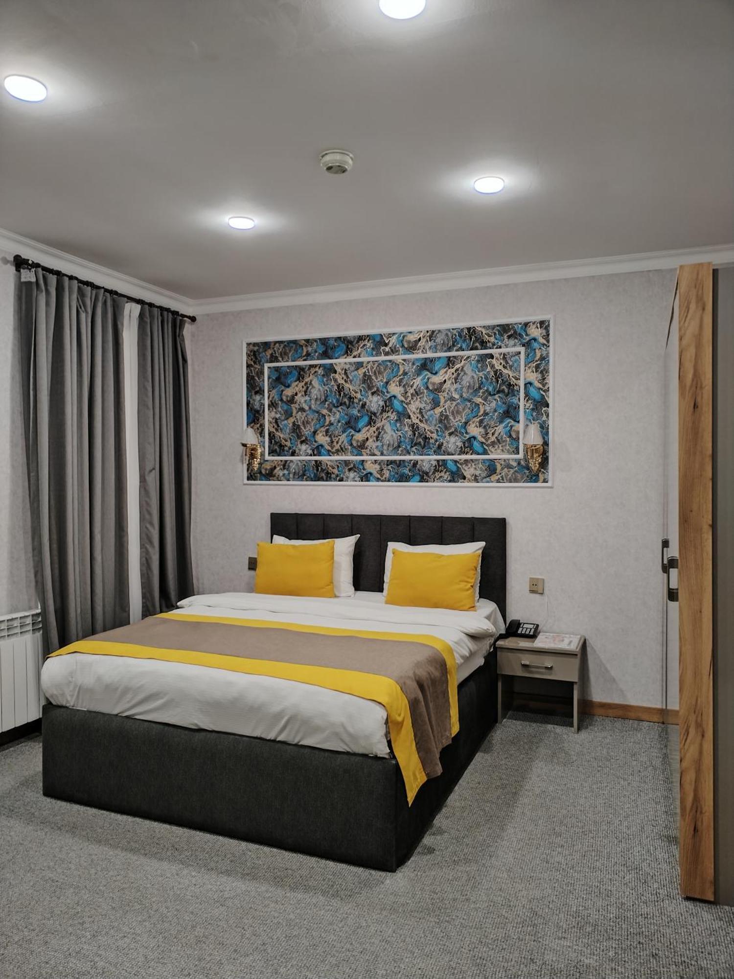 Pera Hotel Bakoe Buitenkant foto